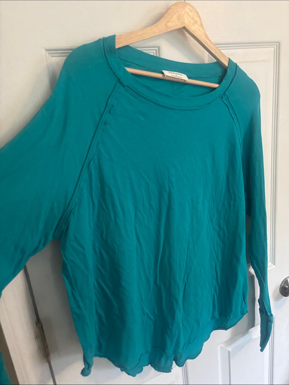 Zenana Outfitters Teal Long Sleeve Raglan Top